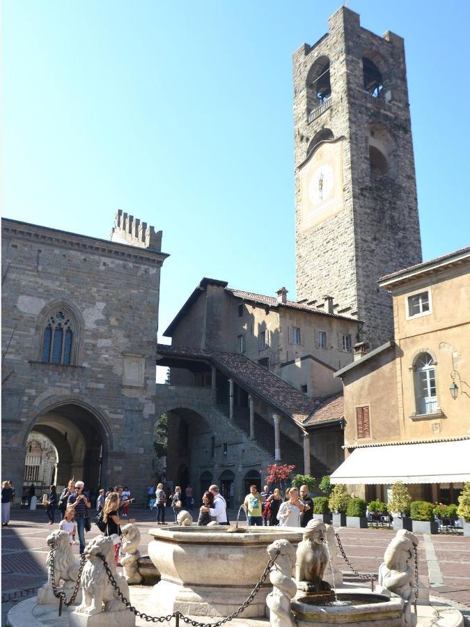 Apartment Nido Stazione II Bergamo Buitenkant foto